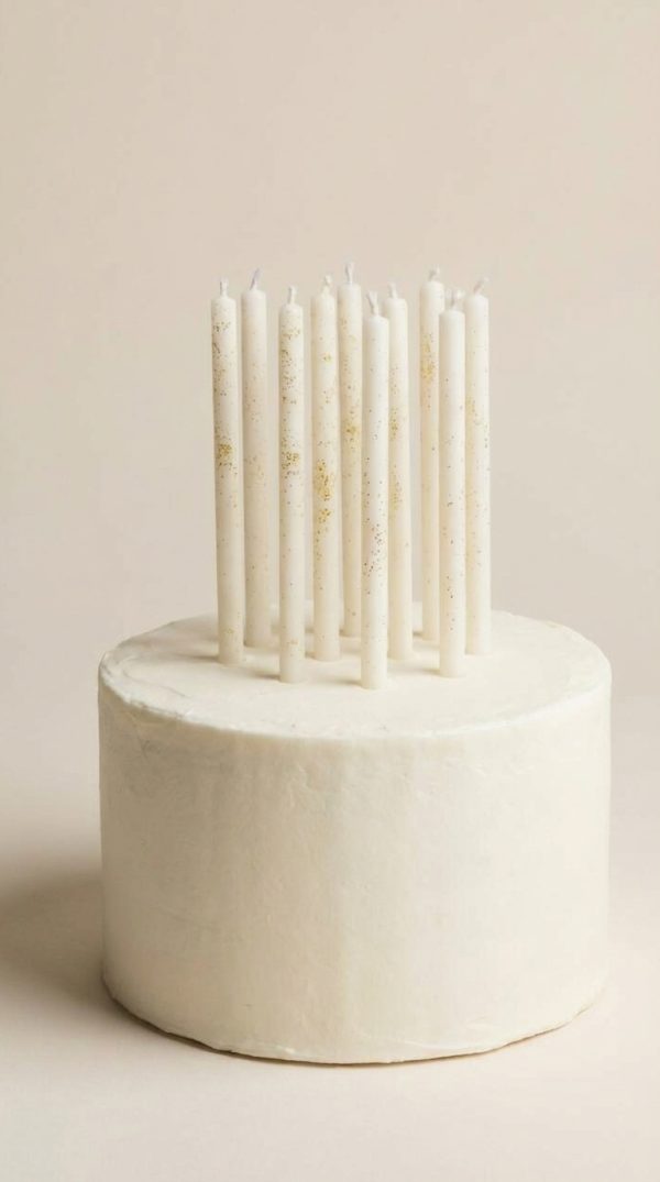kukas-sveces-10cm (33) Dabīgā vaska kūku un tortes svecītes
